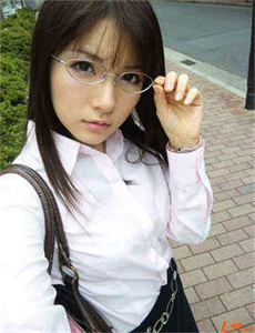 男人把女人桶到喷白浆的软件免费,一二三四观看视频社区在线