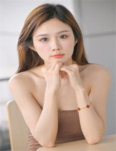 秋葵污污无限次看下载安装破解版/女神被啪进深处娇喘在线观看